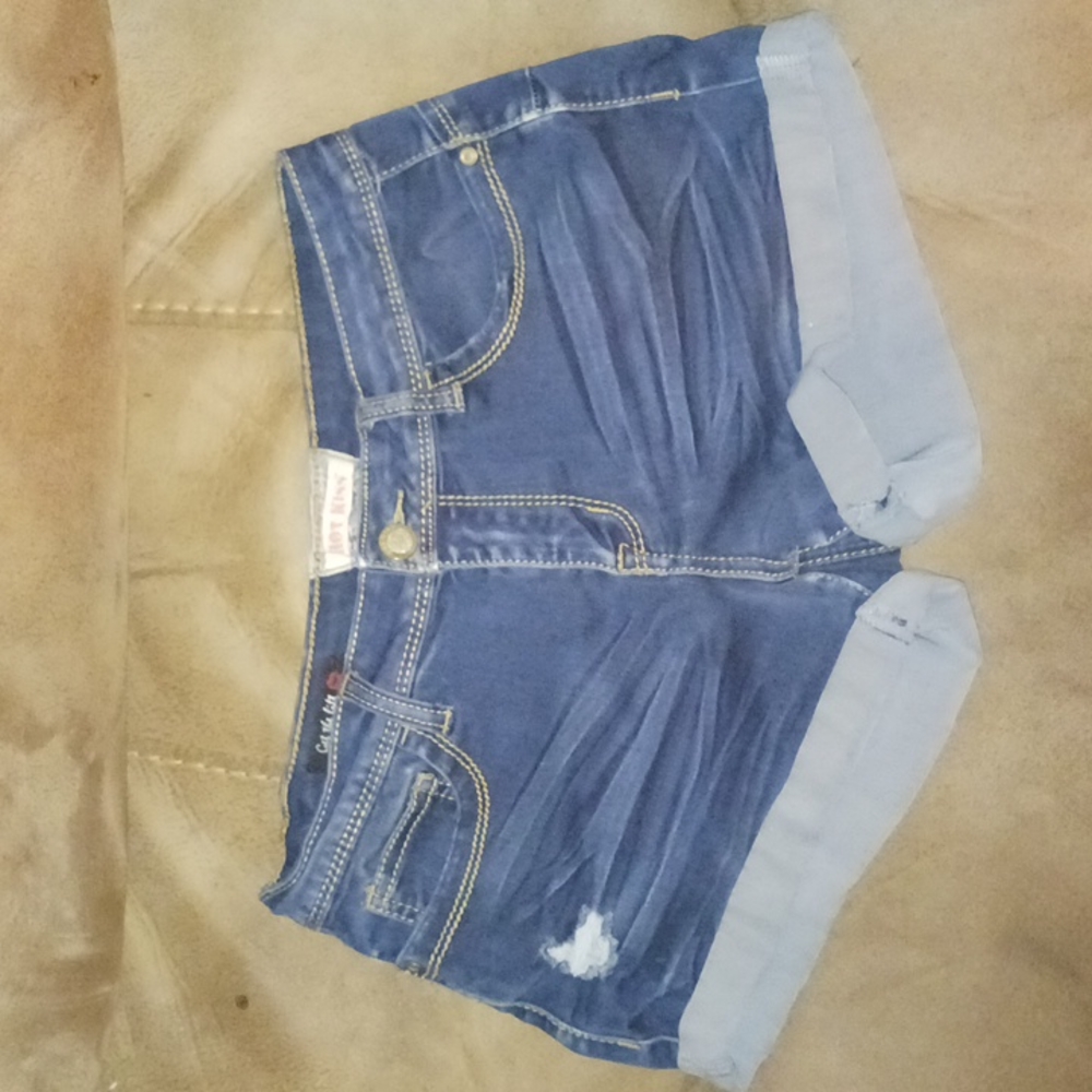 Hot kiss by rue 21 shorts